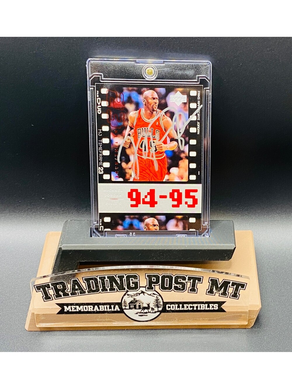 Michael Jordan Signed Card With COA (121012) (Bulls)